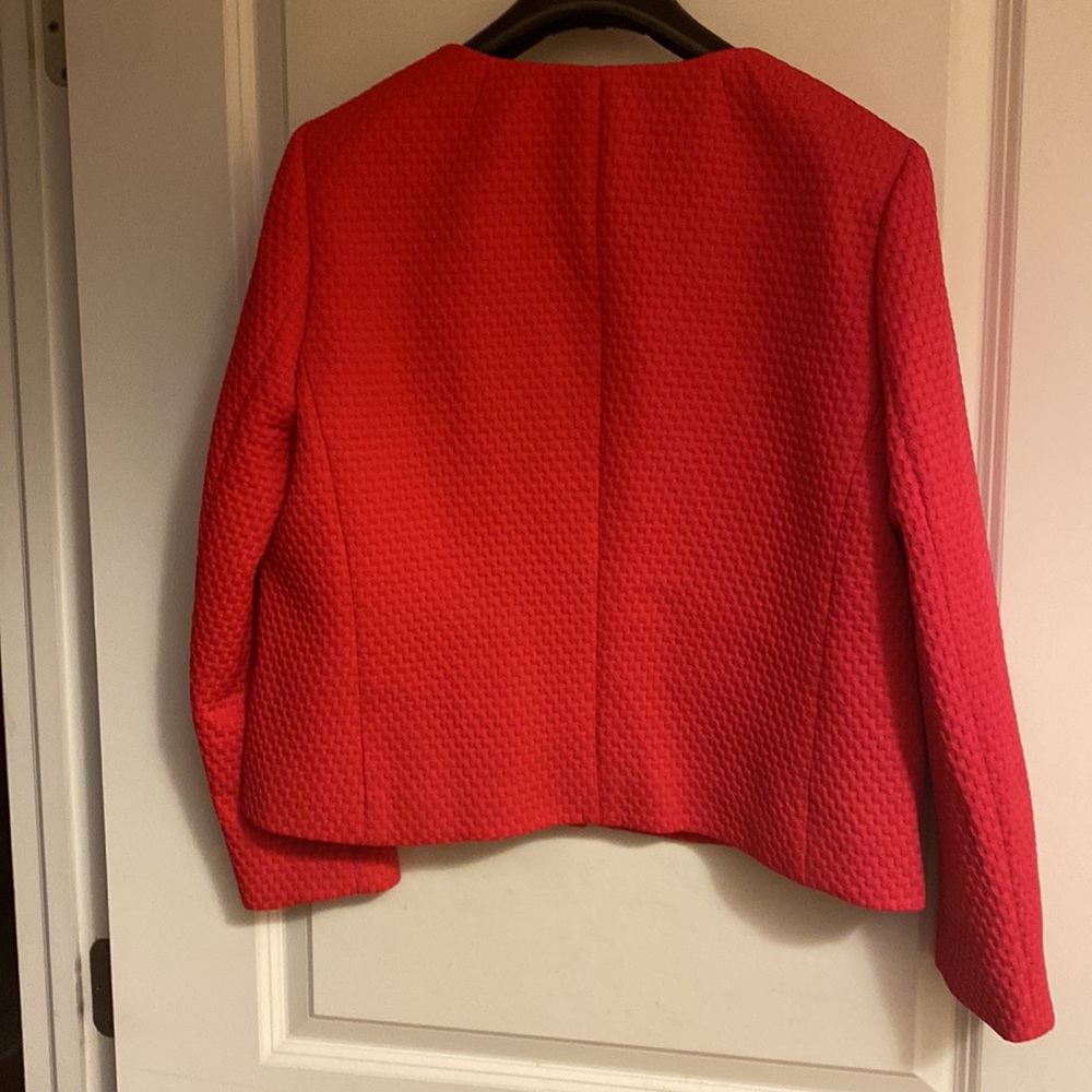 JCrew portfolio cropped jacket, 3/4 sleeves Bright Fuchsia color - Picture 6 of 6